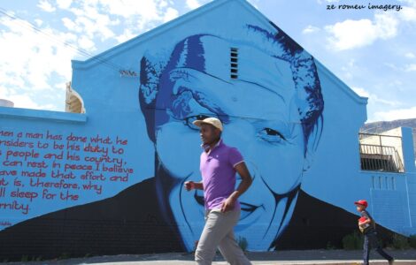 Nelson Mandela Sculptures & Art [5]
